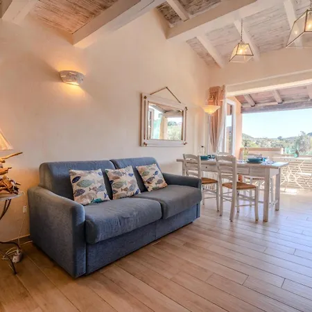 Porto Rotondocomfort In Centro Con Piscina, A/c Apartment