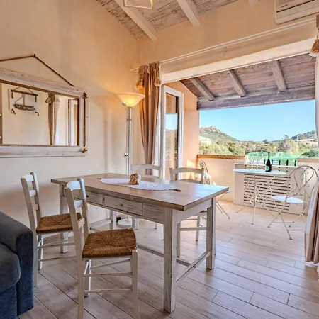 Διαμέρισμα Porto Rotondocomfort In Centro Con Piscina, A/c *